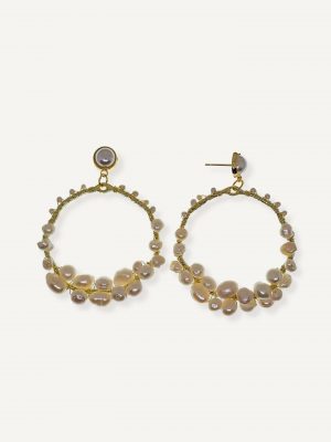 Ohrringe mit echten Süßwasserperlen und 18K vergoldetem Stecker Handgefertigt von Elise´s Atelier