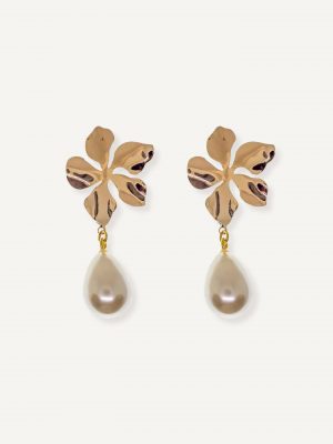 Fleur de Perle Earrings